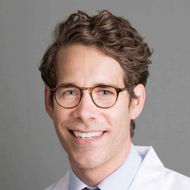 Dr. Sebastian Vrouwe Headshot